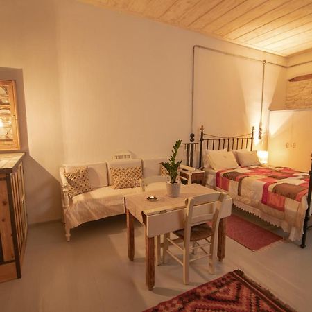"Eirini" Traditional House Creta Archanes, Αρχάνες Σπίτι Zewnętrze zdjęcie