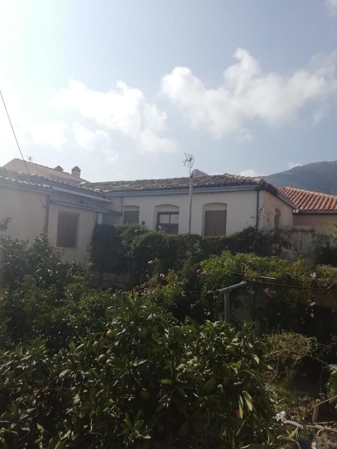 "Eirini" Traditional House Creta Archanes, Αρχάνες Σπίτι Zewnętrze zdjęcie